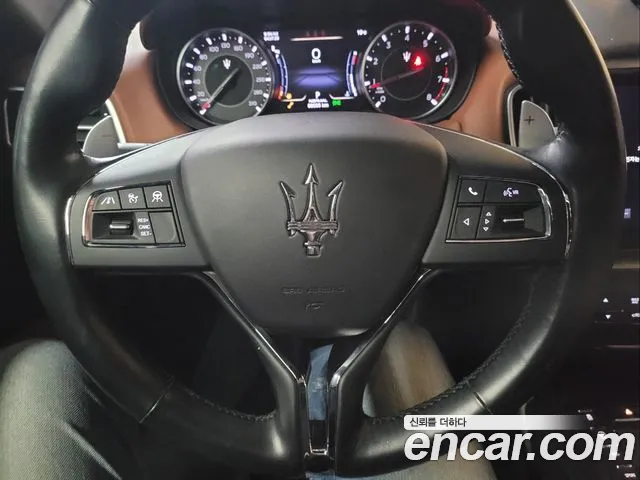 Maserati Ghibli Ghibli — Фото автомобиля 13