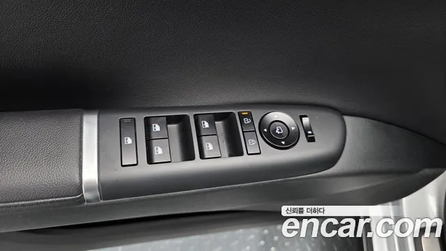 Hyundai Grandeur Grandeur (GN7) 3.5 LPG 2WD (Такси) — Фото автомобиля 26