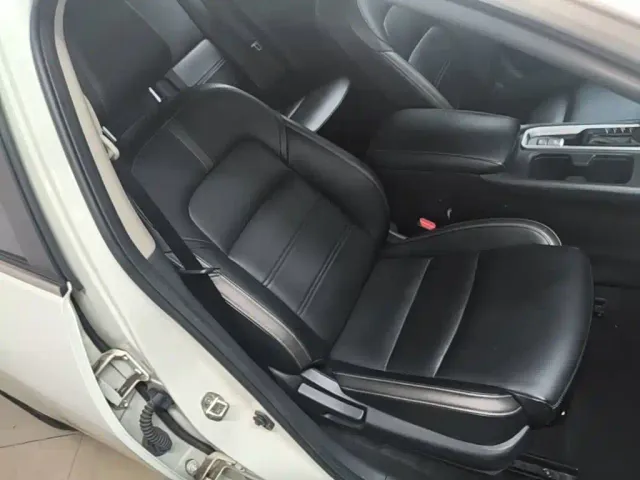 Nissan Sylphy — Фото автомобиля 24