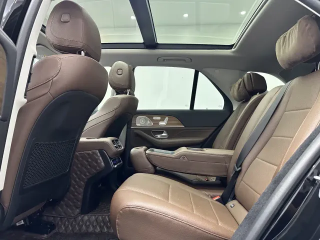 Mercedes-Benz GLE-Class — Фото автомобиля 11