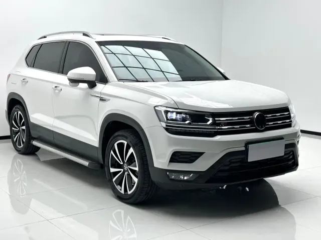 Volkswagen Tharu — Фото автомобиля 3