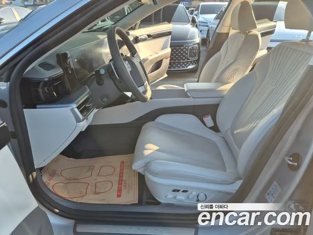 Hyundai Grandeur GN7 — Фото автомобиля 10