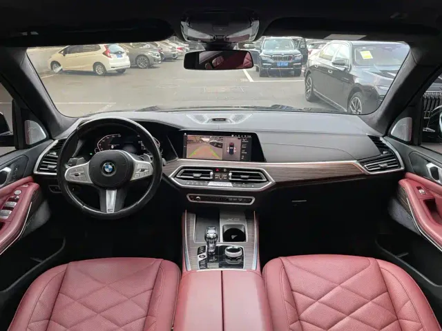 BMW X5 — Фото автомобиля 12