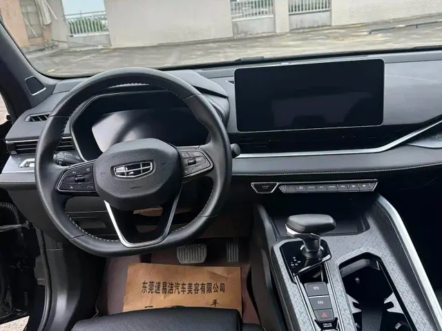 Geely Xingrui — Фото автомобиля 4