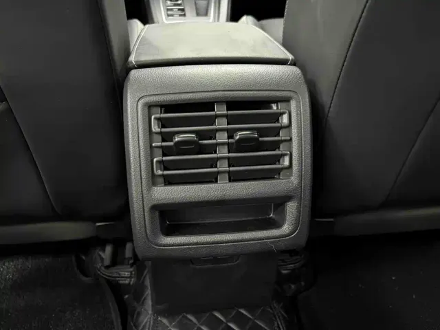 Volkswagen Golf 2023 280TSI DSG Pro — Фото автомобиля 22