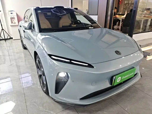 Nio ET5 — Фото автомобиля 3