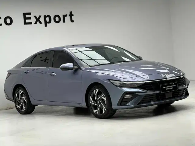 Hyundai Elantra — Фото автомобиля 3