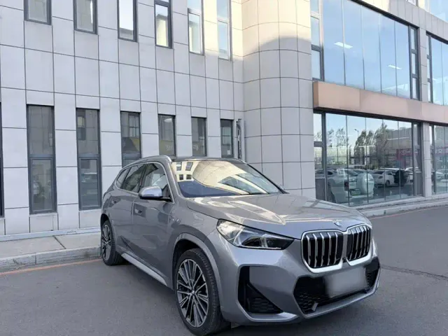 BMW X1 — Фото автомобиля 3