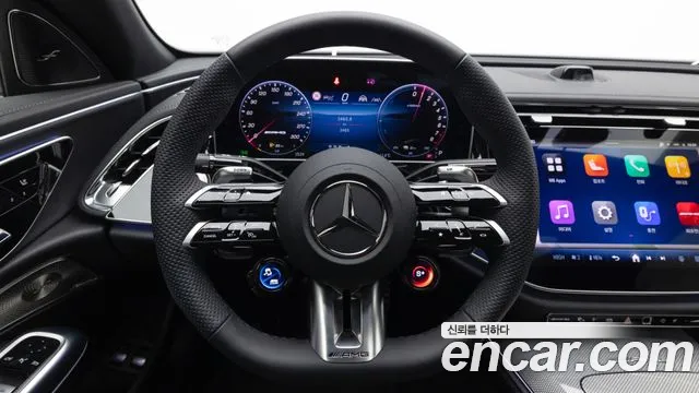 Mercedes-Benz E-Class — Фото автомобиля 16
