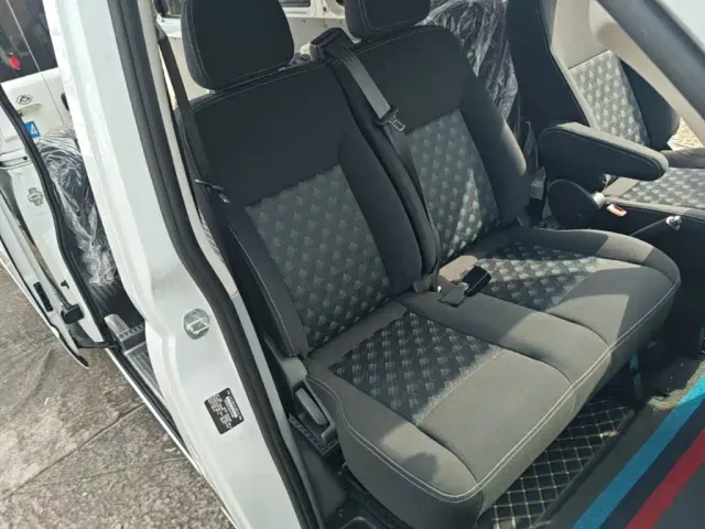Maxus Xintu V80 — Фото автомобиля 24