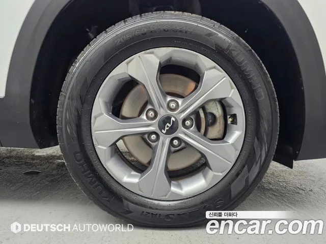 Kia Seltos New — Фото автомобиля 20