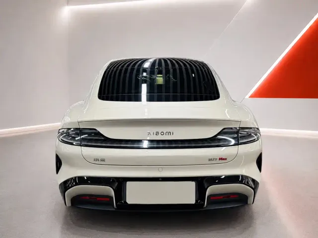Xiaomi SU7 — Фото автомобиля 5