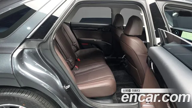 Hyundai Grandeur GN7 — Фото автомобиля 17