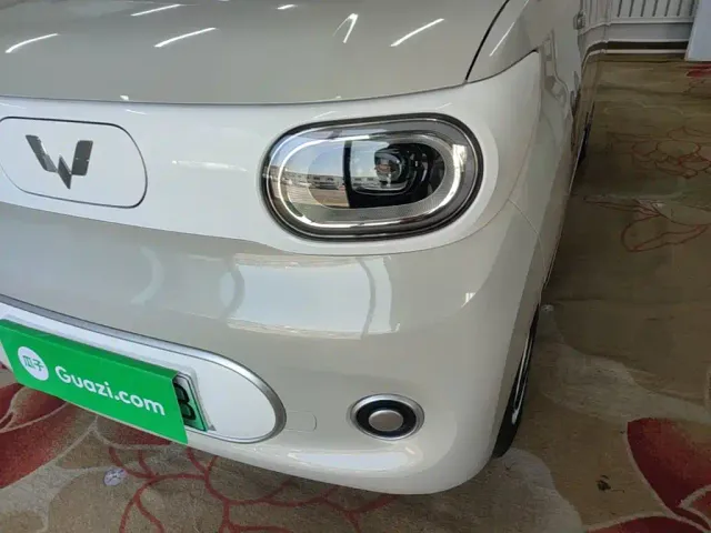 Wuling Hongguang Mini EV — Фото автомобиля 23