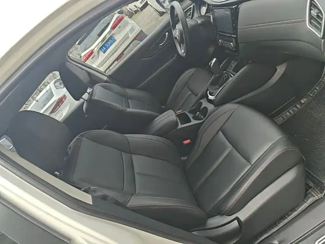 Nissan Qashqai — Фото автомобиля 24