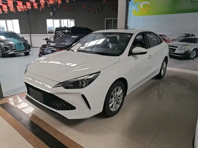Фотография автомобиля — Roewe i5