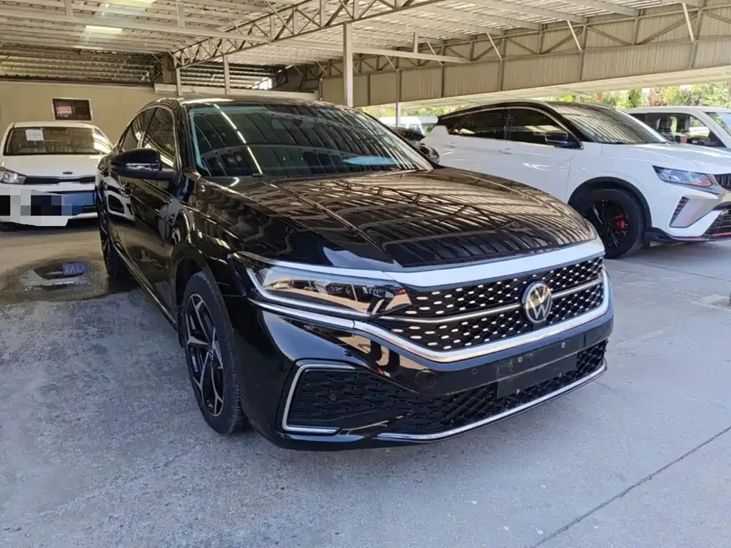 Volkswagen Passat 2024 330TSI Starlight Elite Edition — Фото автомобиля 21