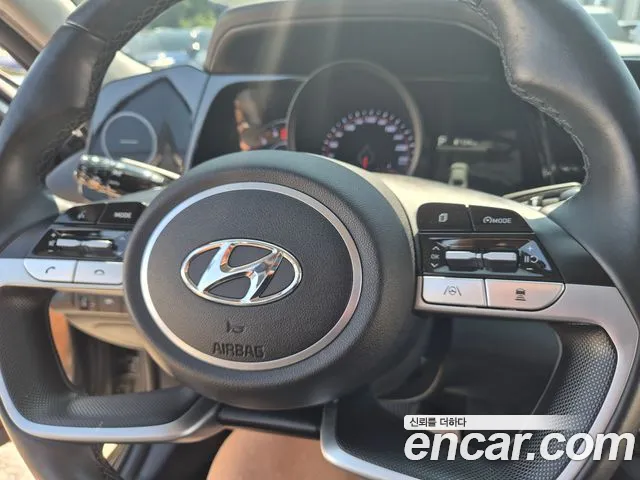 Hyundai AVANTE Avante (CN7) — Фото автомобиля 15