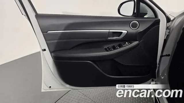 Hyundai Sonata Sonata Edge(DN8) 2.0 LPG(Коммерческий) — Фото автомобиля 24