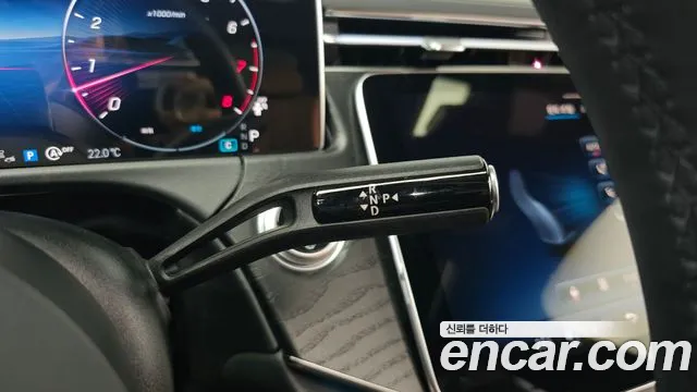 Mercedes-Benz E-Class — Фото автомобиля 8