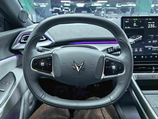 Arcfox Alpha S5 — Фото автомобиля 8