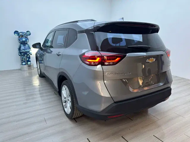 Chevrolet Orlando — Фото автомобиля 3