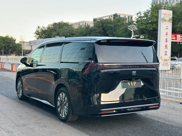 Buick Zhijing Shijia — Фото автомобиля 4