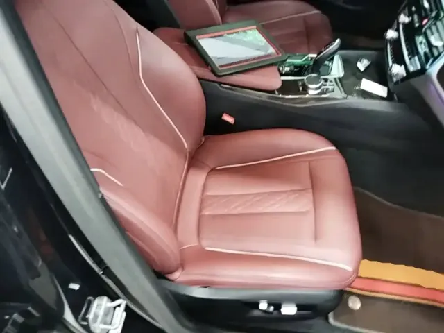 BMW 5 Series — Фото автомобиля 19