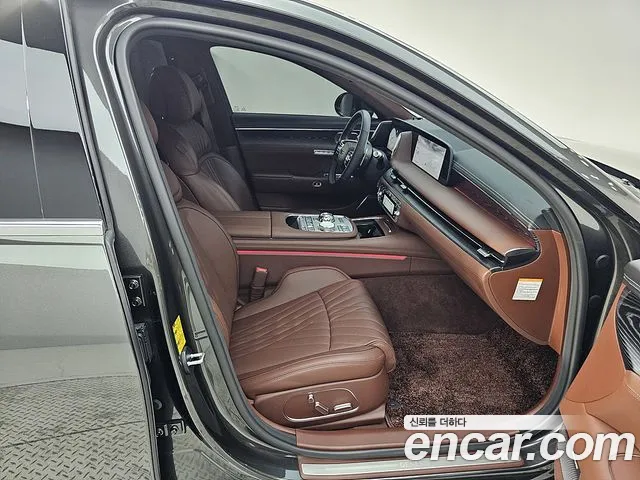 Genesis G90 — Фото автомобиля 11