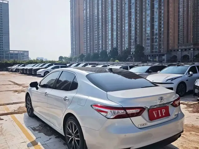 Toyota Camry — Фото автомобиля 9