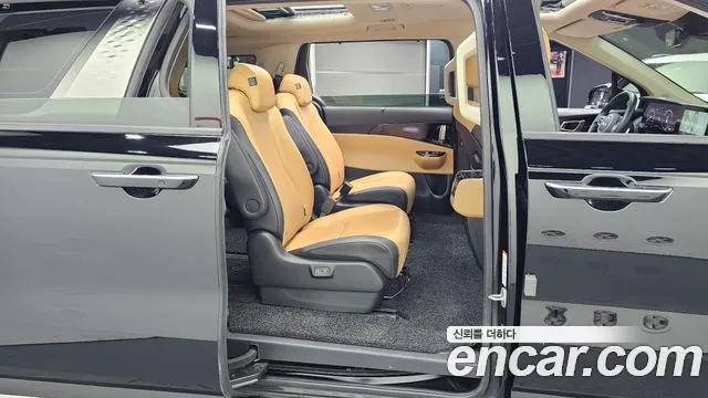 Kia Canival Carnival 4 поколение Бензин 9 мест Signature — Фото автомобиля 12