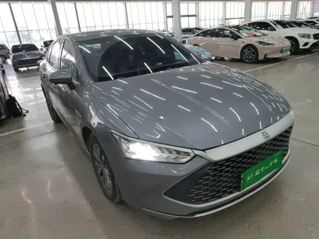 BYD Qin PLUS — Фото автомобиля 3