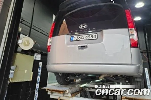 Hyundai Staria Staria — Фото автомобиля 2