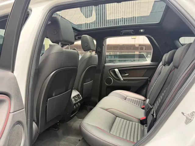Land Rover Discovery Sport — Фото автомобиля 23
