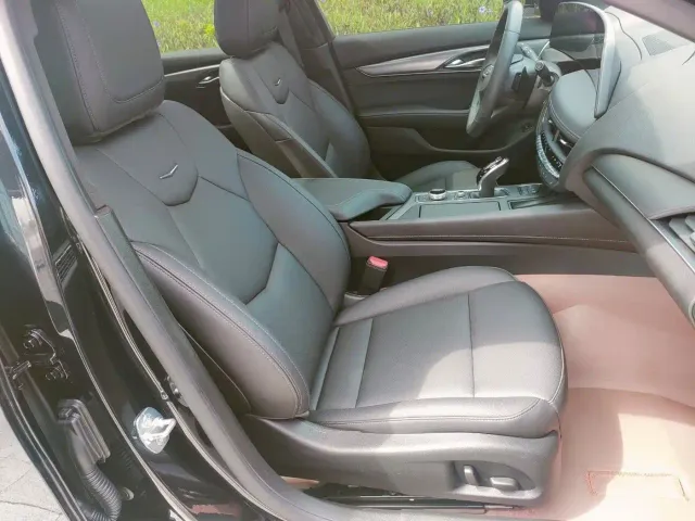 Cadillac CT5 — Фото автомобиля 30