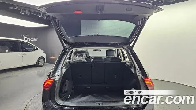 Volkswagen Tiguan Tiguan 2 поколение 2.0 TDI Prestige — Фото автомобиля 6