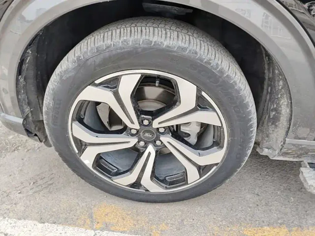 Ford Explorer — Фото автомобиля 22