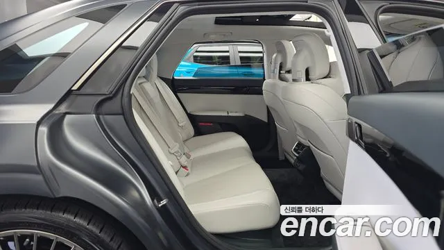 Hyundai Grandeur GN7 — Фото автомобиля 17
