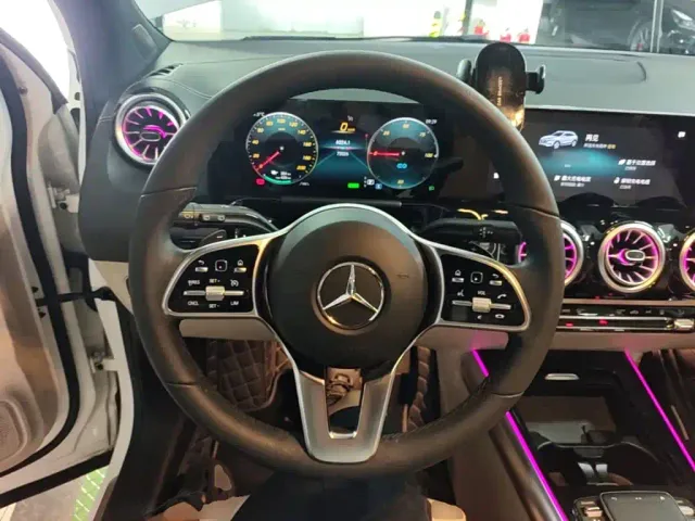 Mercedes-Benz EQA — Фото автомобиля 6