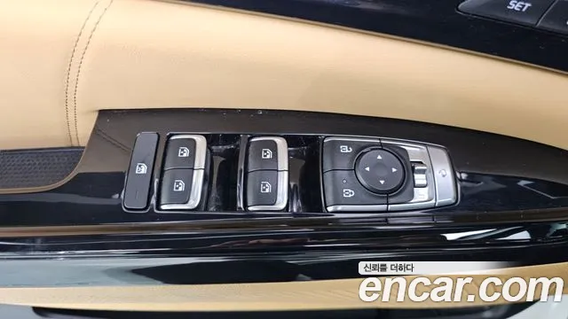 Kia Carnival Generation 4 — Фото автомобиля 23