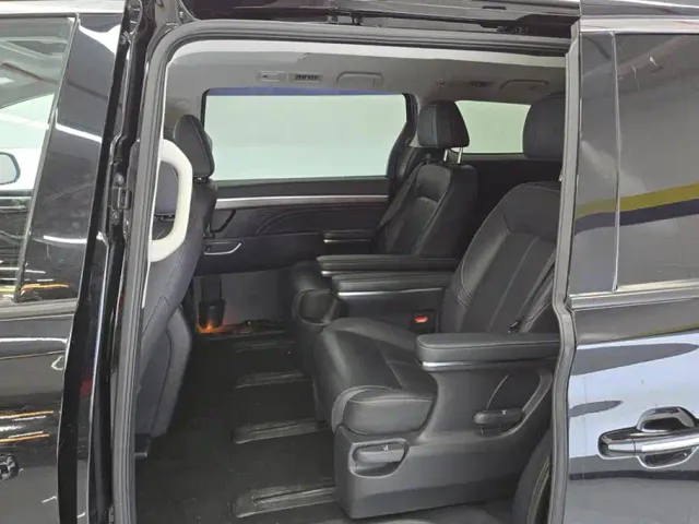 GAC Trumpchi M8 — Фото автомобиля 11