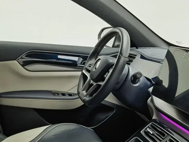 BYD Qin PLUS — Фото автомобиля 22