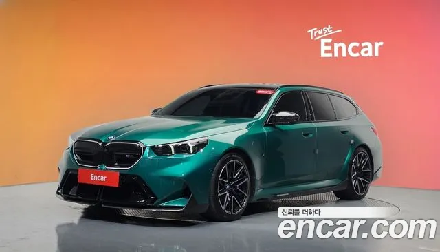 Фотография автомобиля — BMW M5 G90