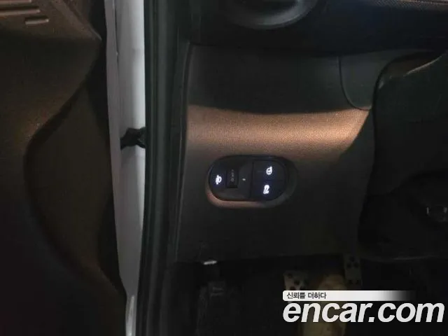 Hyundai Casper — Фото автомобиля 12
