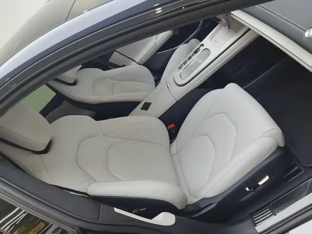 Xiaomi SU7 — Фото автомобиля 24
