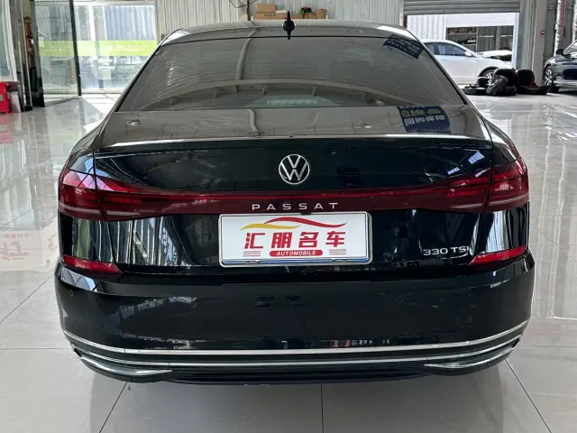 Volkswagen Passat — Фото автомобиля 8