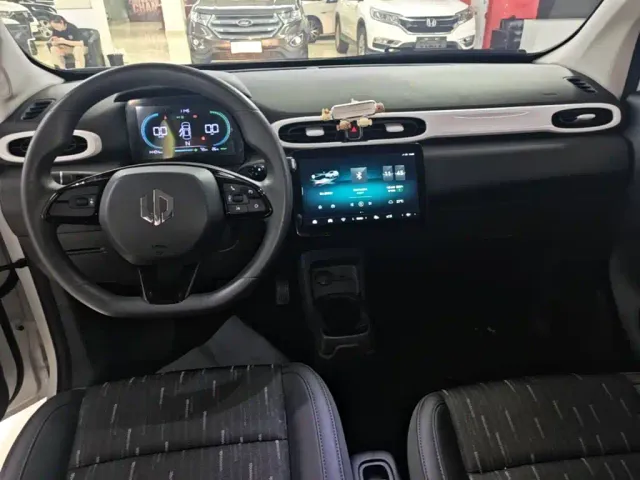 Leapmotor Leapmotor T03 2025 Model 310 Comfort Edition — Фото автомобиля 9