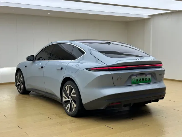 Nio ET5 — Фото автомобиля 19