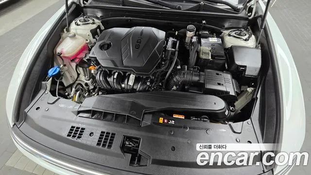 Hyundai Grandeur Grandeur (GN7) 2.5 Бензин 2WD — Фото автомобиля 6
