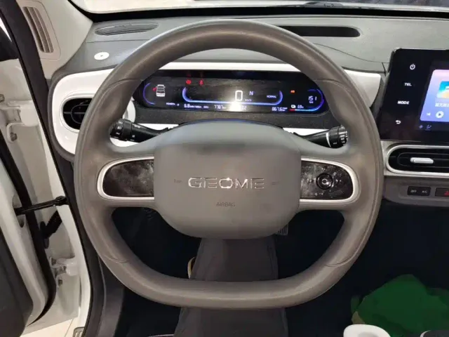 Geely Panda — Фото автомобиля 10